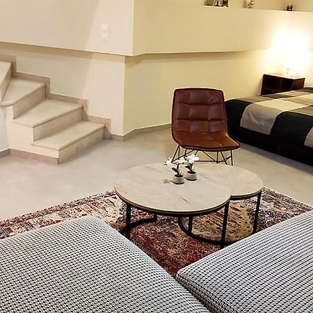 Homel Oasis Central Maisonette 3Bd Garden Patio 칼람파카 외부 사진